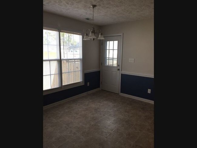 Building Photo - 3027 Burton Dr., Fayetteville