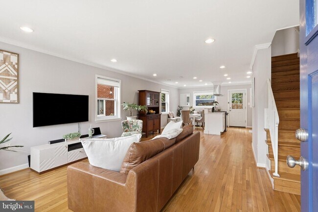 Foto del edificio - 48 W Taylor Run Pkwy