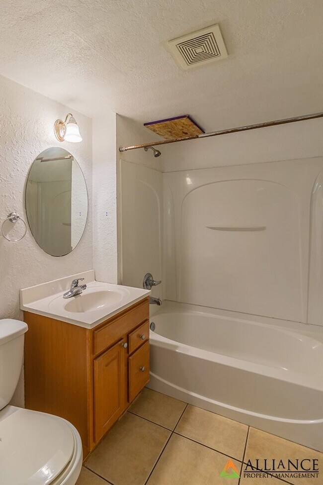 Foto del edificio - 1510 College Ave