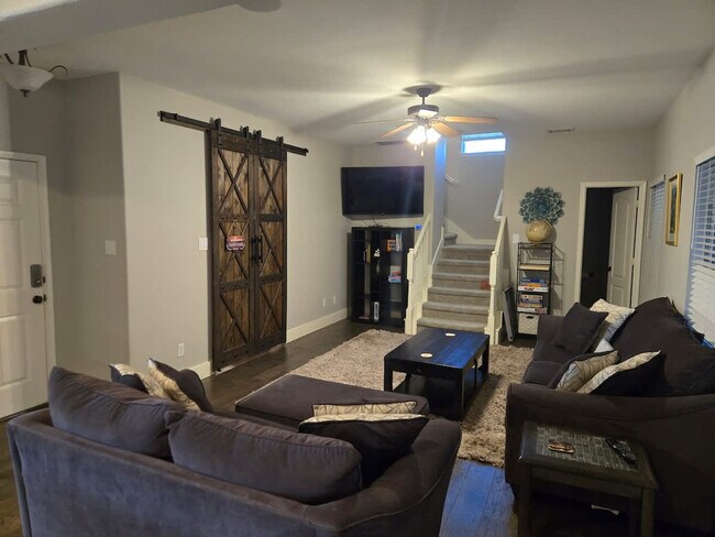 Foto del edificio - 209 Hardwicke Ln