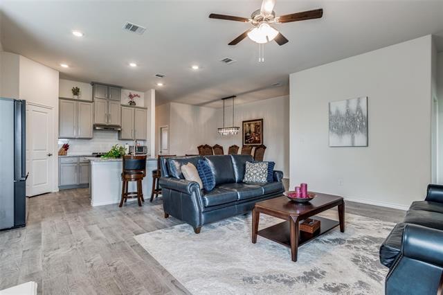 Foto del edificio - 3208 Brady Starr Dr