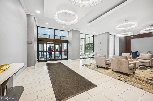 Photo - 4515 Willard Ave Apartment