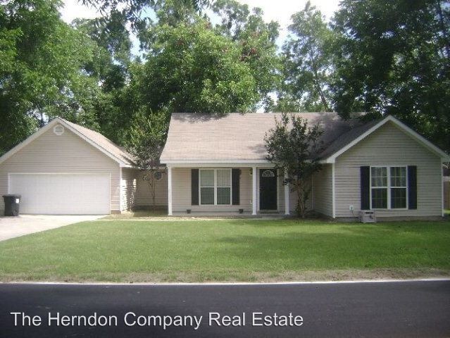 Primary Photo - 3 br, 2 bath House - 221 Pecan Street