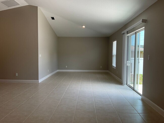 Foto del edificio - 228 Galicia St SW