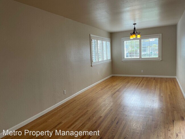 Building Photo - 3 br, 2 bath House - 5023 Paseo Olivos