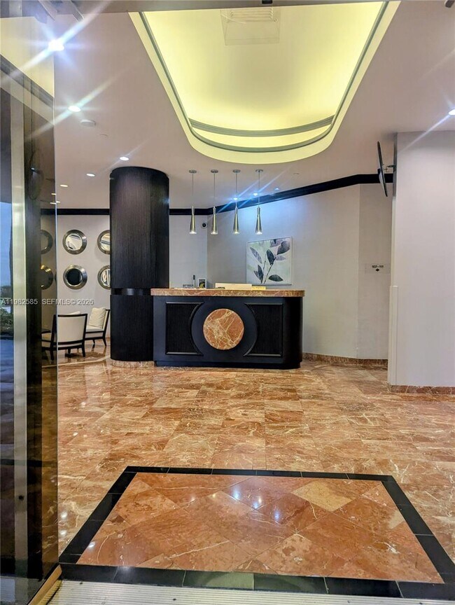 Foto del edificio - 3610 Yacht Club Dr