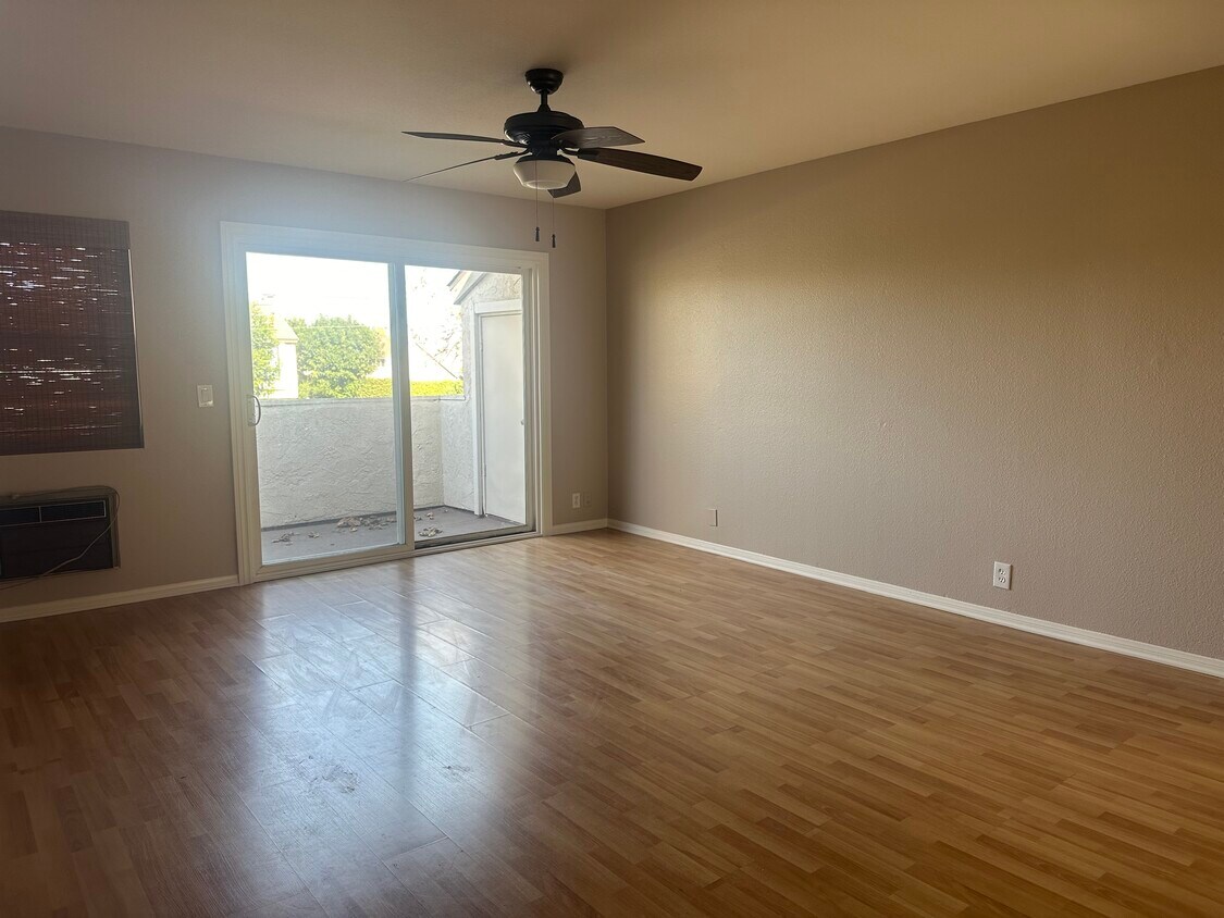 8512 Belmont St, Cypress, CA 90630 Townhome Rentals in Cypress CA