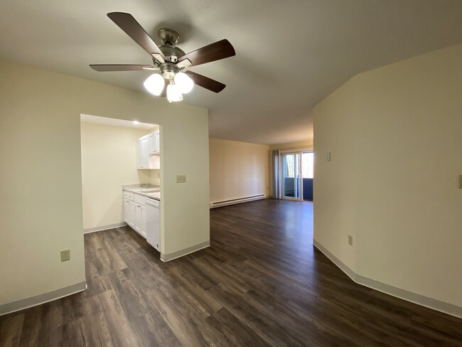 C Style 2BR/1BA - Sunset Ridge Apartments