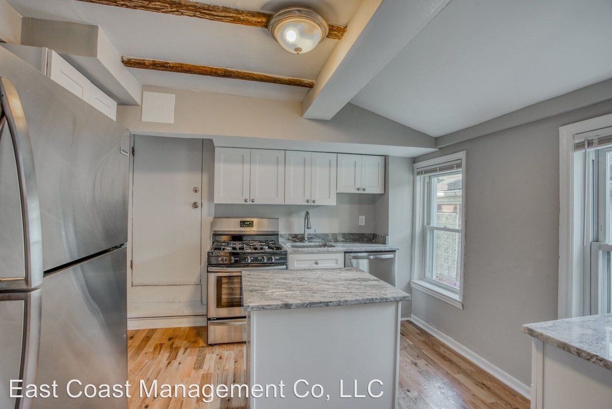 Foto principal - 102 S Wolfe St