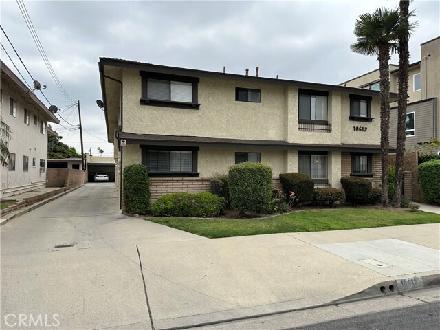 Building Photo - 10612 Parrot Ave