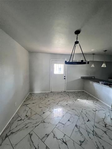 Foto del edificio - 665 Cedarcliff Dr