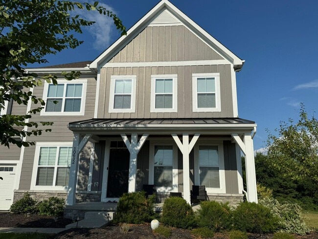 Building Photo - 10692 Pearl Creek Dr