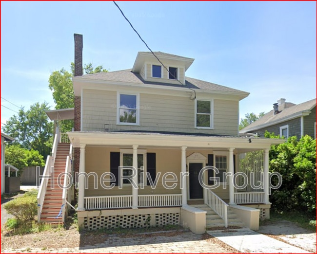 Building Photo - 1616 Willow Branch Ave