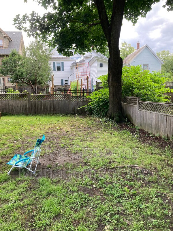 77 Loomis St, Burlington, VT 05401 Condo for Rent in Burlington, VT