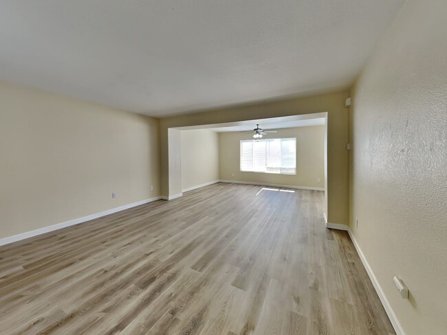 Building Photo - 7661 Artisan Pl