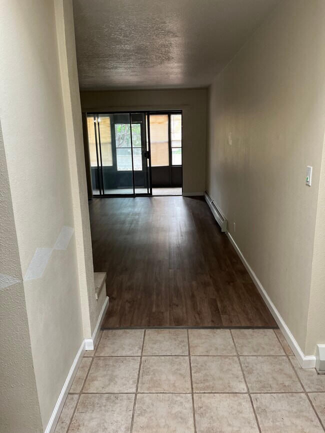 Building Photo - 6309 Quemado Dr NE