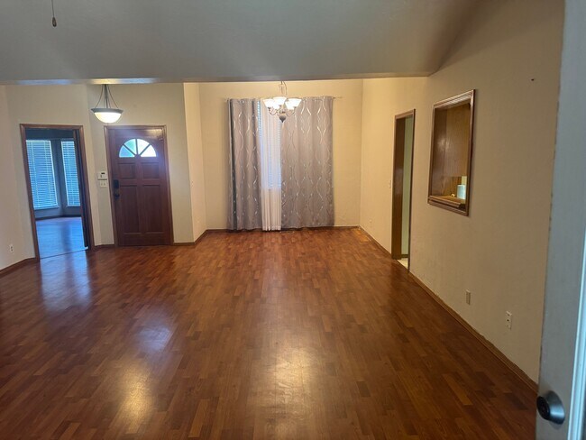 Foto del edificio - 11913 Sundance Mountain Rd