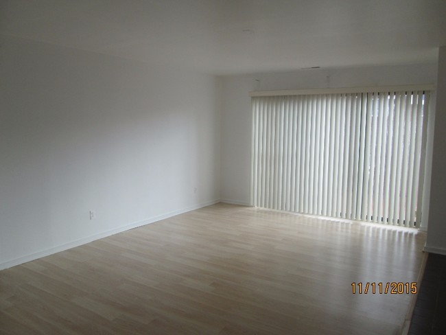 Building Photo - 7240 Park Heights Ave
