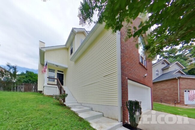 Foto del edificio - 5713 Briarwick Ct