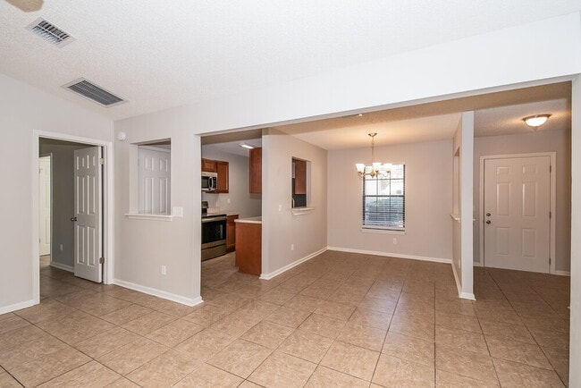 Building Photo - 10827 Carrington Ct