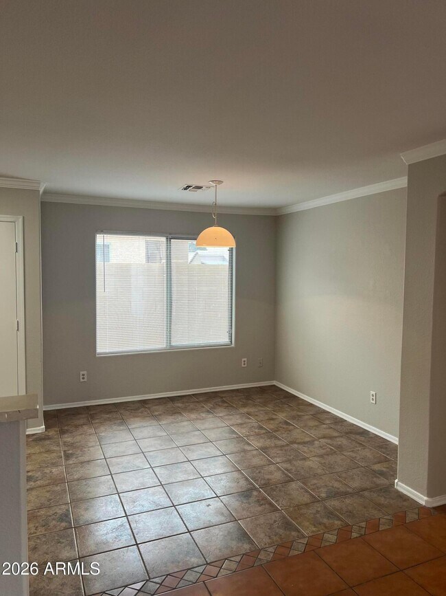 Foto del edificio - 8133 W Magnolia St