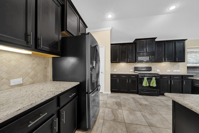 Building Photo - 4234 Bearberry Ave