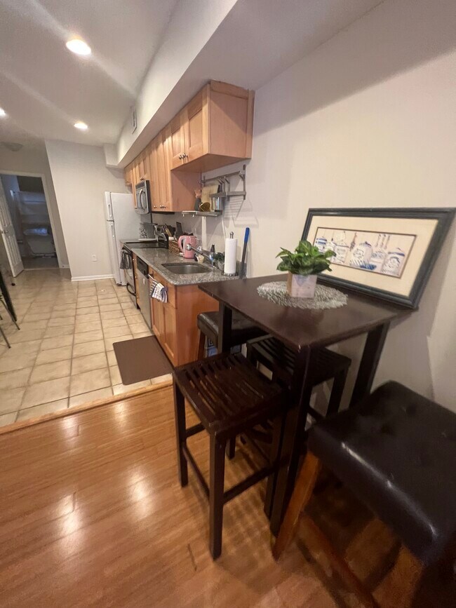 Foto del edificio - 307 S Castle St