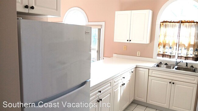 Building Photo - 2 br, 2 bath House - 4179 Hibiscus Drive U...