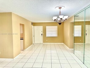 Building Photo - 2500 SW 81st Ave