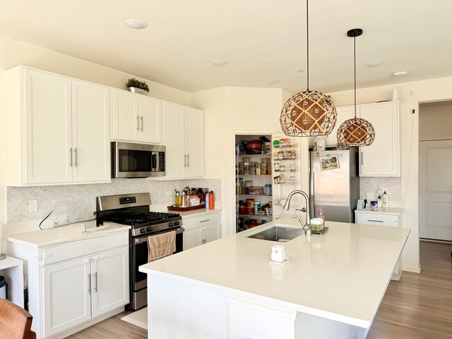 Foto del edificio - 2826 Kessler Dr