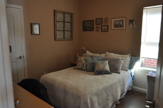 Foto del edificio - 223 N 9th St