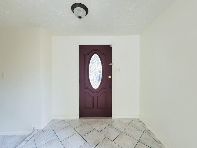 Foto del edificio - 2118 Creekshire Dr