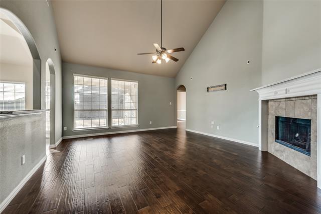Building Photo - 14204 Signal Hill Dr