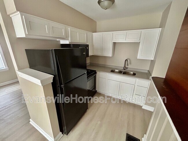 Foto del edificio - 1206 S 1208 Boeke Rd