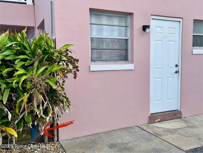 Foto del edificio - 401 Monroe Ave