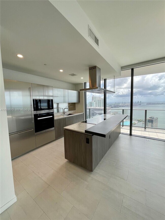 Foto del edificio - 1000 Brickell Plz