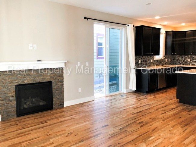 Building Photo - Gorgeous 3 Bedroom home in Indian Peaks South