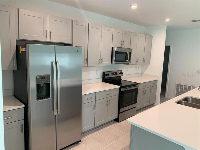 Foto del edificio - 5586 Tranquila Ln