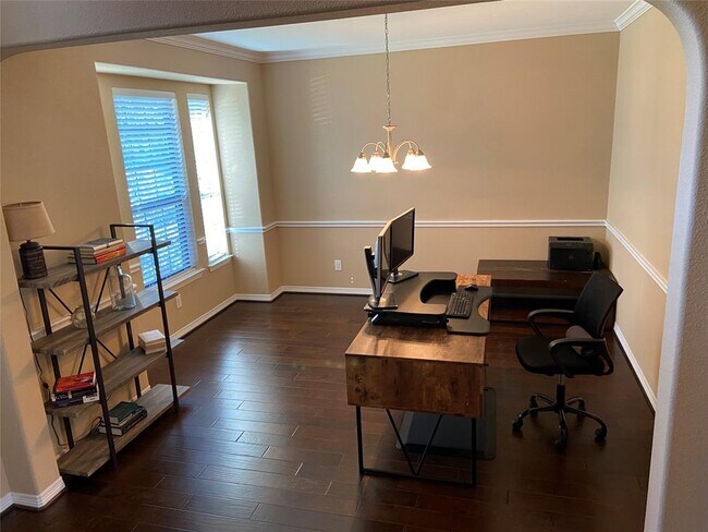 Foto del edificio - 9210 Monarch Mist Ln