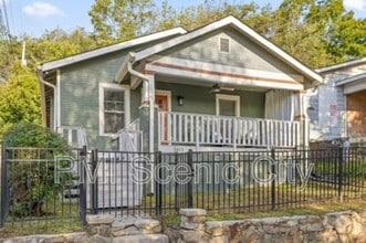 Building Photo - 3813 Pennsylvania Ave Building Photo - 3813 Pennsylvania Ave