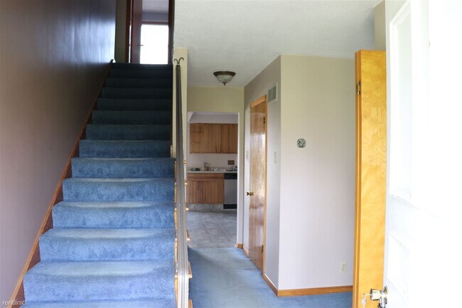 Building Photo - 4 br, 3.5 bath House - 801 County Road 41 0