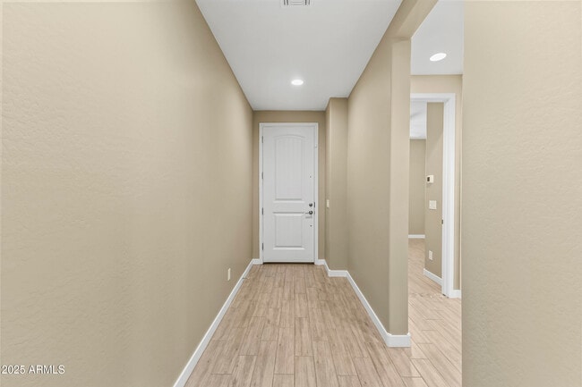 Building Photo - 2603 S Barks Canyon Trail