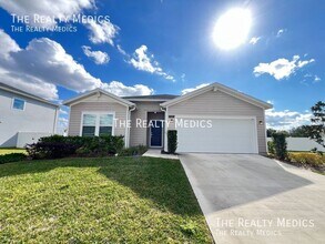 Building Photo - 9301 SW 58th Cir