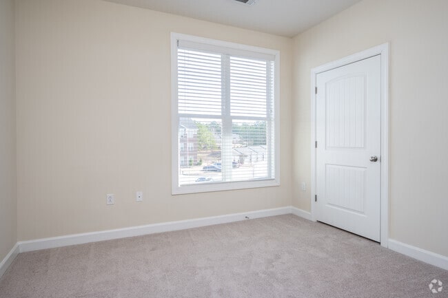 Second Bedroom - Groves at Berry Creek