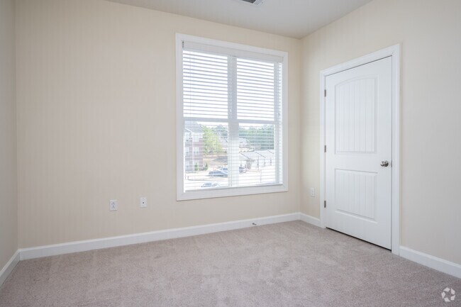 Second Bedroom - Groves at Berry Creek
