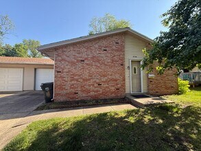 Building Photo - 615 E Colorado Ave