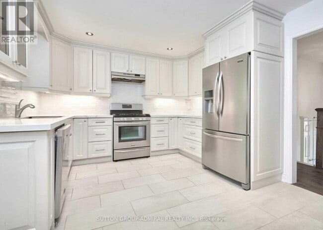 Building Photo - 16 Gibbon Dr