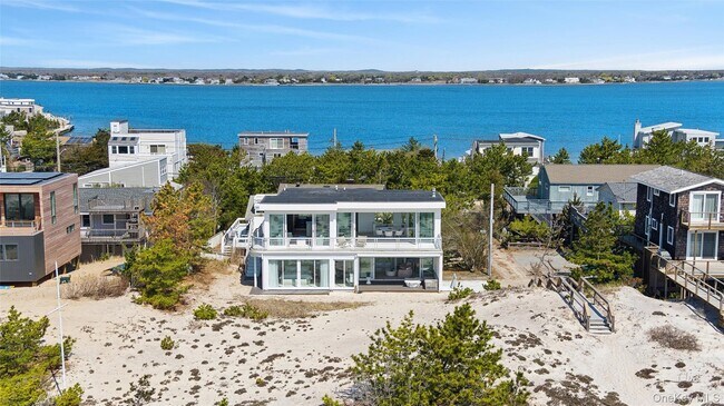 Foto del edificio - 413B Dune Rd