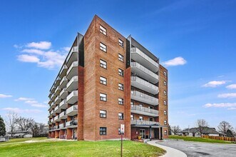 Building Photo - Finchgate Apartments