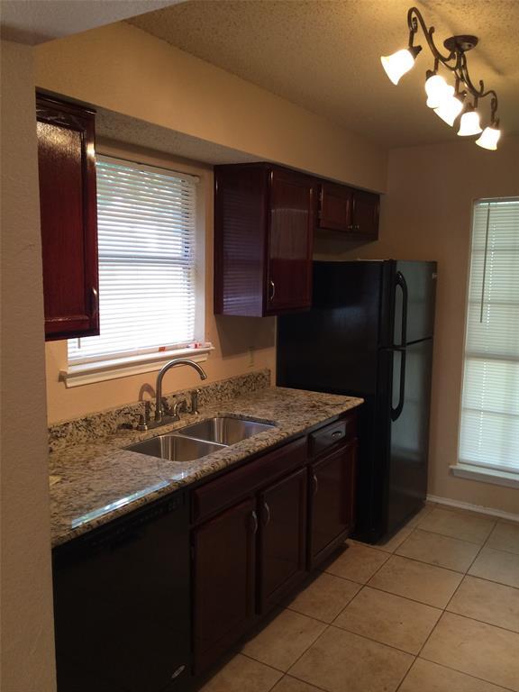 Building Photo - 13941 Maricella Ln